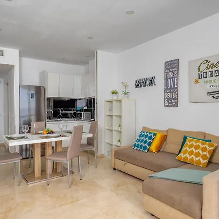 Apartament Premium Beachfront In La Carihuela 2