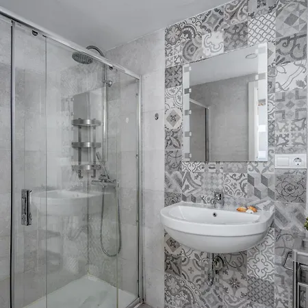 Premium Beachfront In La Carihuela 2 Apartament *